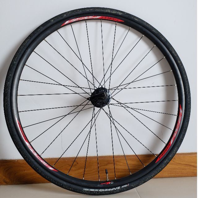 vera corsa wheelset