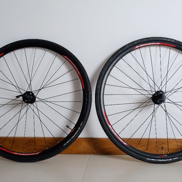 Vera corsa store rims