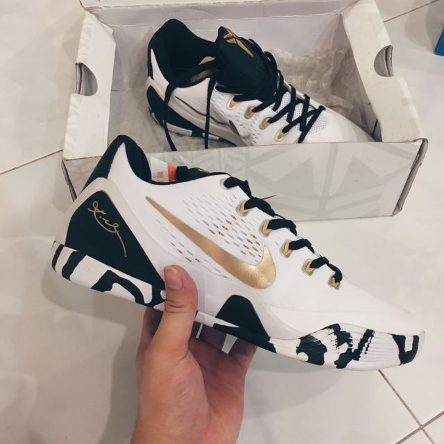 nike kobe 9 Beige
