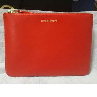 COMME DES GARCONS Comme des Garçons Classic Wallet (Received it as a Birthday Gift and I do not utilise nor like the Color)