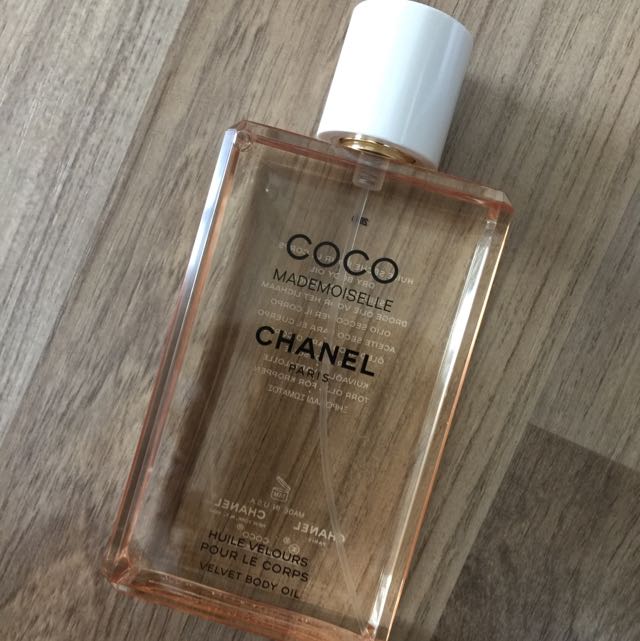 Chanel Coco Mademoiselle Body Oil repack, Beauty & Personal Care, Bath &  Body, Body Care on Carousell