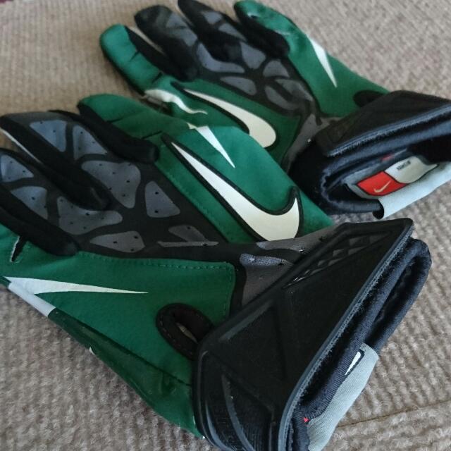 nike 2.0 football gloves