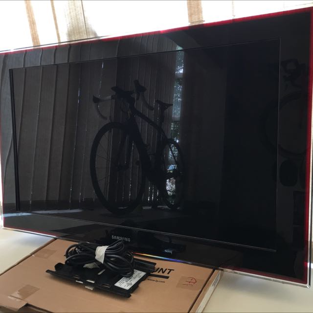 Samsung LED 40" Television, TV & Home Appliances, TV & Entertainment ...