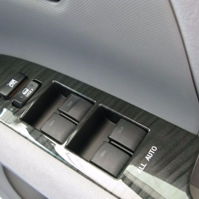 Toyota Estima 50 Wood Arm Rest Panel ★, Car Accessories, Accessories on ...