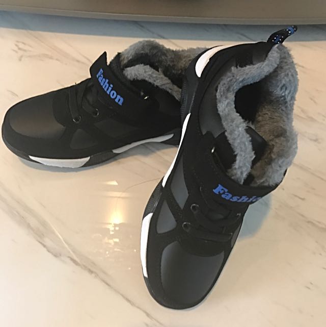 shoes with wool inside