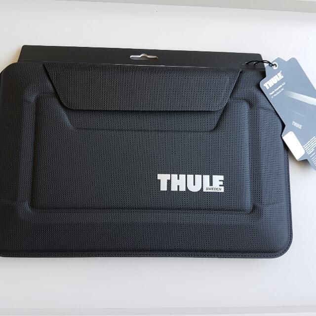 thule gauntlet 3.0 macbook air