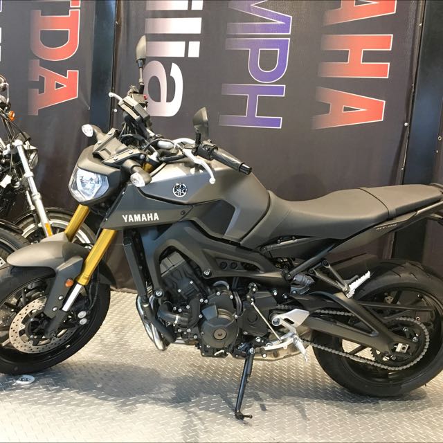 全新車 山葉yamaha Mt 09 Abs Tcs 16 機車 新車在旋轉拍賣