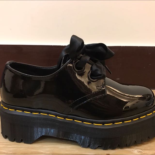dr martens holly oxford
