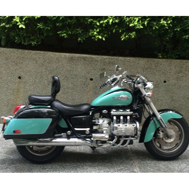 Honda Valkyrie 1500 Motorbikes On Carousell