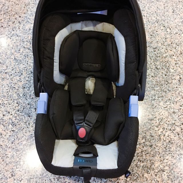 Recaro Baby/Infant Car Seat, Babies & Kids, Going Out, Car Seats on