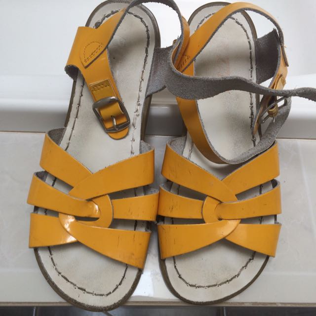 On FashionShoes SandalsWomen's Carousell Saltwater Saltwater SandalsWomen's FashionShoes On nv80mNw