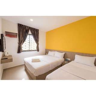 (HomeStay 21 Hotel) Deluxe Triple Room/Beside KSL CITY Mall