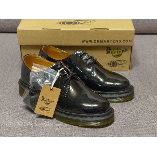 dr martens 1461 beams