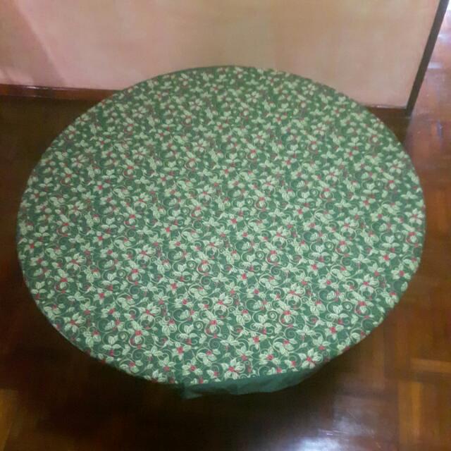 Marble Table (Category: Tables & Sets) located in Singapore. Submitted by enri3k (Listing ID 81658762, Image 2). Description: .