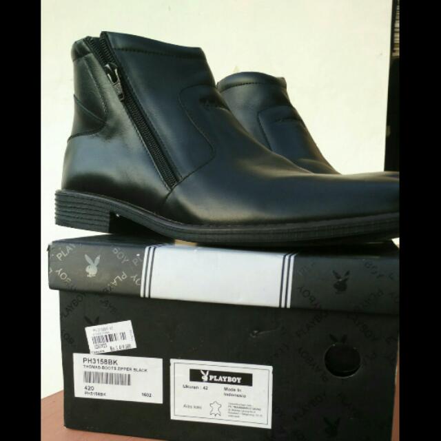 Sepatu Pantofel Merk Playboy Original Size 42 Kondisi Istimewa No Minus Baru Sekali Pakai Krn Kekecilan Box Masih Tersedia Fesyen Pria Sepatu Di Carousell