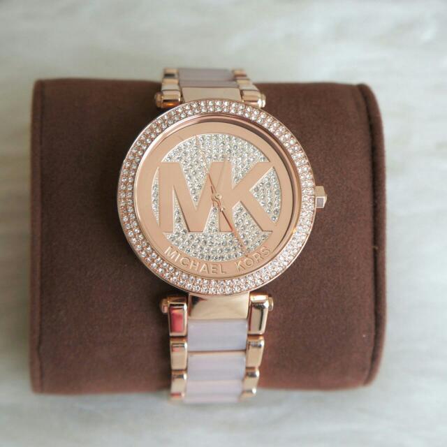 Bnwt mk 6176 peach gold, Luxury 