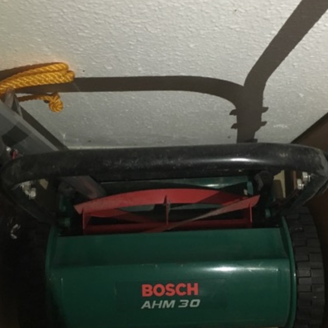 Bosch Manual Lawn Mower, Furniture & Home Living, Gardening, Grass