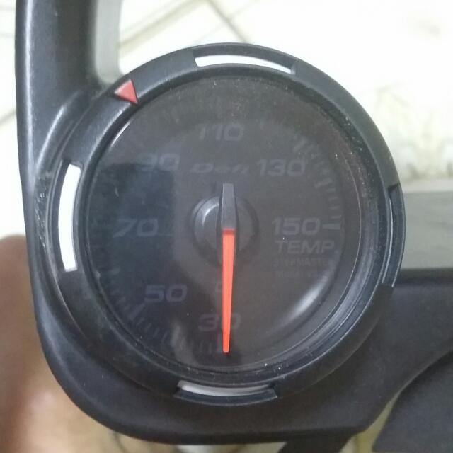 Defi STEPMASTER VS2 Gauges (Amber 52mm), Car Accessories on Carousell
