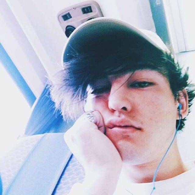 Where Is Papa Franku Bulletin Board Looking For On Carousell