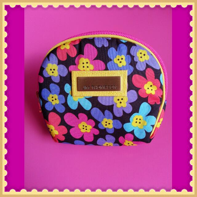 Jim Thompson Coin Purse / Pouch (Category: Purses & Pouches) located in Singapore. Submitted by jumblelot (Listing ID 81826776, Image 2). Description: .