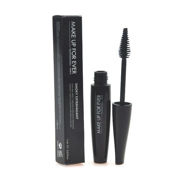 MAKE UP FOR EVER Smoky Extravagant Dramatic Impact & Graphic Precision