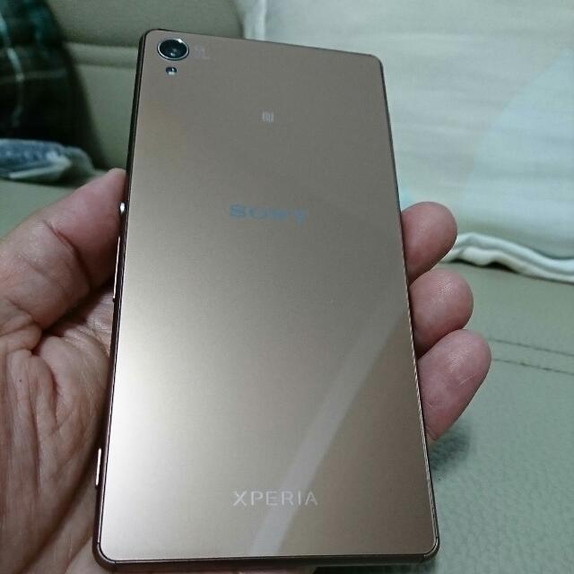 Sony Z3 16g 古銅色型號d6653 功能正常二手充電器 1 耳機 1 有貼膜sony Z3 16g Bronze Model D6653 Function Normal Second Hand Charger 1 Headphones 1 With Foil 手機平板