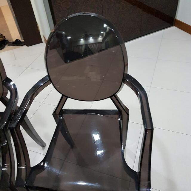 X'CLUSIVE HOME PTE LTD SOLID SURFACE 6 SEATER DINING TABLE WITH LOUIS