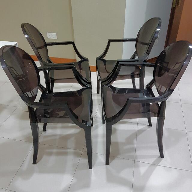 X'CLUSIVE HOME PTE LTD SOLID SURFACE 6 SEATER DINING TABLE WITH LOUIS