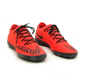 INSTOCK AUTHENTIC Nike MercurialX Finale IC Futsal Shoe Women s Fashion Footwear Sneakers on Carousell