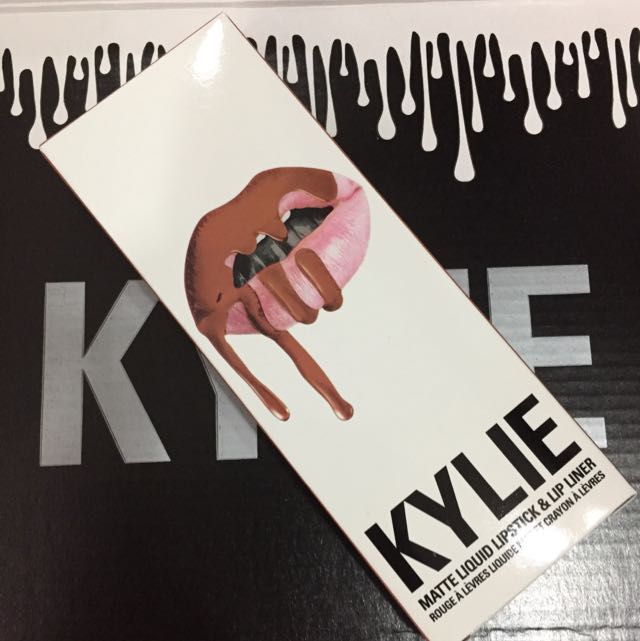 Kylie Cosmetics - Pumpkin Matte Lipkit (Category: Makeup) located in Manila. Submitted by trendystash (Listing ID 81958509, Image 1). Description: .