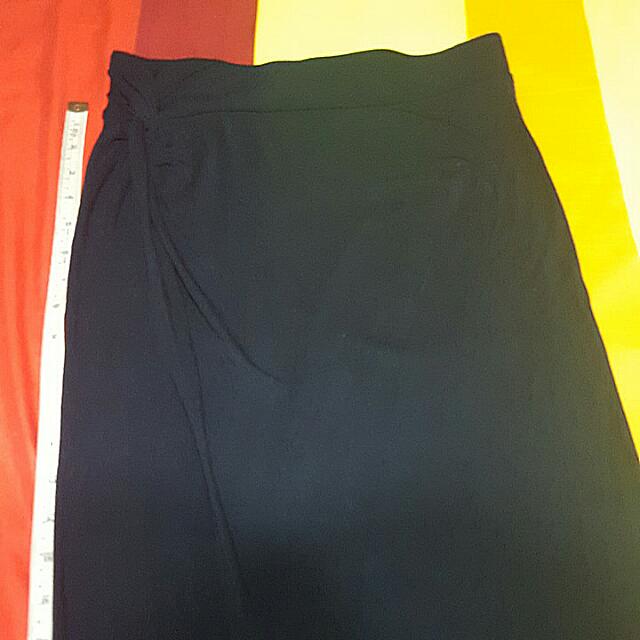 River island knee length skirts top
