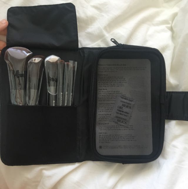 Arbonne Makeup Brushes Health Beauty Makeup On Carousell