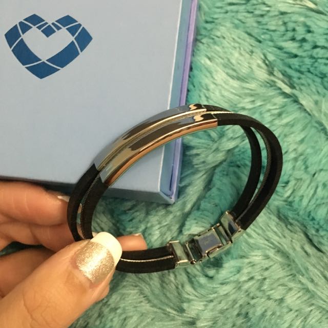 Bevilles bracelet store