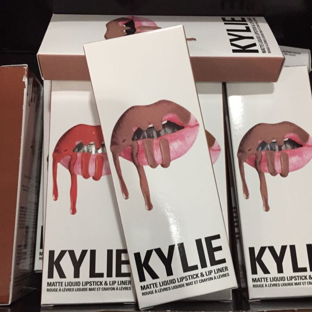 Kylie Cosmetics Maliboo Lipkit - Authentic (Category: Makeup) located in Manila. Submitted by trendystash (Listing ID 82105082, Image 1). Description: .