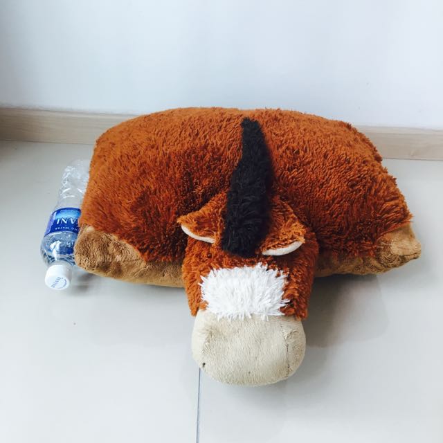 Horse deals pillow pet