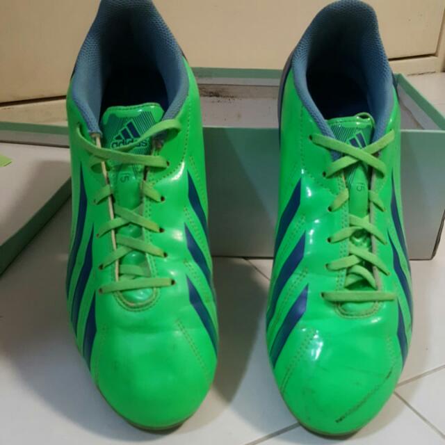 Soccer Boots Adidas F5, Sports, Sports 