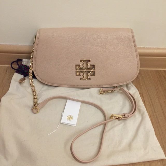 Authentic Tory Burch Light Oak Clutches/Sling Bag, Luxury, Bags & Wallets  on Carousell