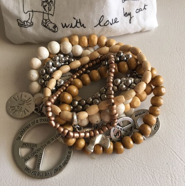 Cat Hammill Bead Bracelets Set Women S Fashion Jewelry On Carousell