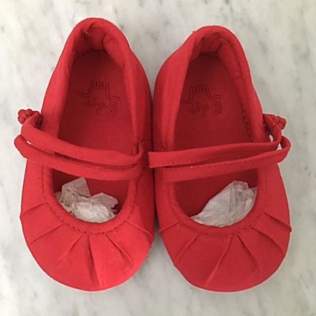 Chateau De Sable Baby Shoes Size 3 approx 5 Inches long Babies