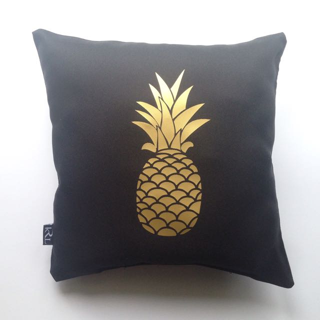 Gold sales pineapple pillow