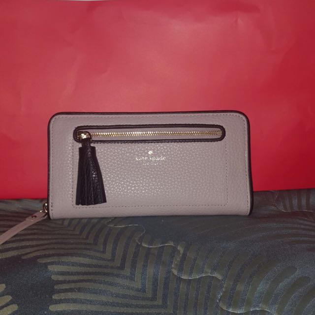 Kate Spade nude wallet