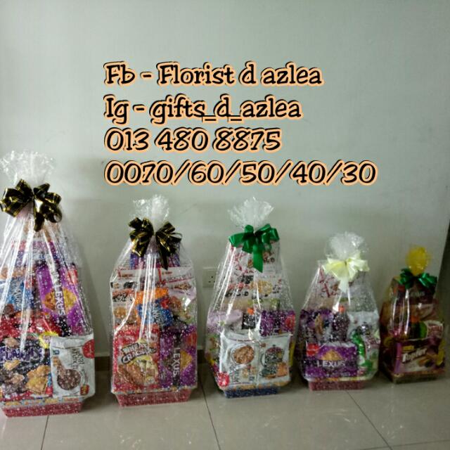 Menerima Tempahan Pelbagai Jenis Hamper Hamper Makanan Dan Minuman Di Dalam Gambar Harga Dari Kiri Rm30 Rm40 Rm50 Rm60 Rm70 Anda Boleh Tentukan Budget Anda Sendiri Utk Tempahan Whtsapp 013 480 8875 Azlea 82216611