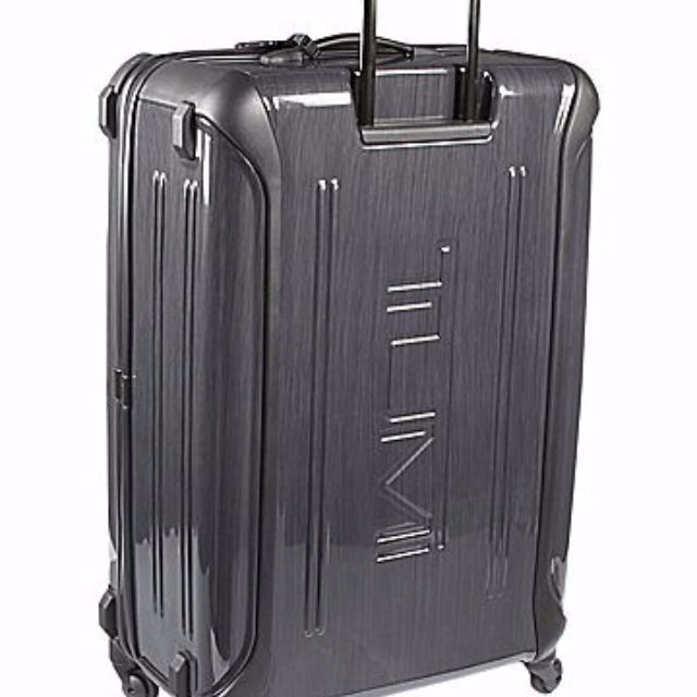 Tumi vapor shop luggage