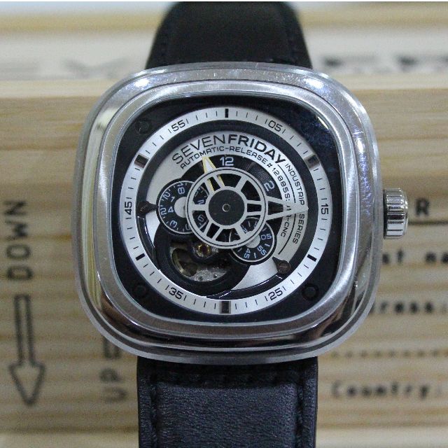 used sevenfriday watch