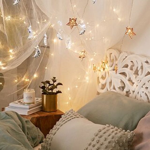 ✨Fairy Lights✨ (Category: Lighting) located in Puchong. Submitted by _akiraemiko (Listing ID 82398449, Image 2). Description: Beautiful lights to spice up your room!.