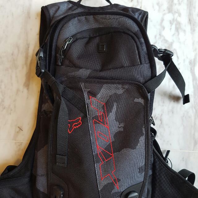 Fox racing oasis outlet hydration pack