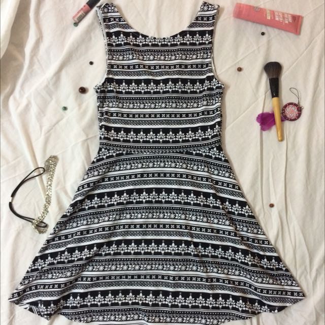 H&m aztec dress store