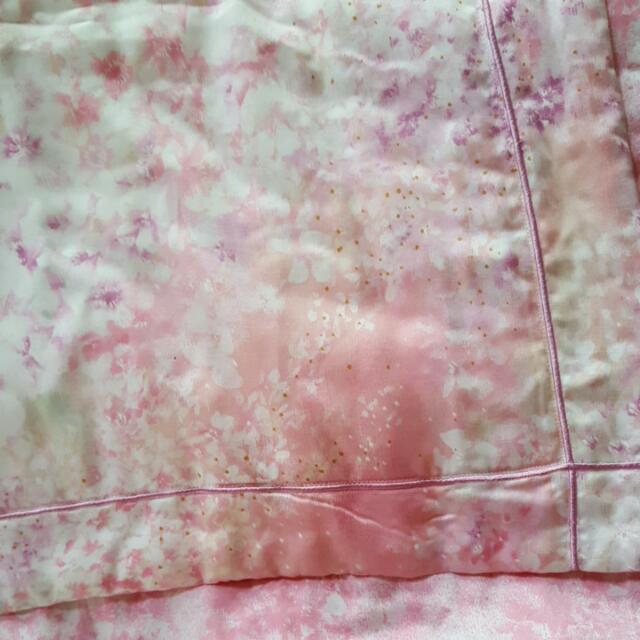 MARTEX 100% TENCEL Duvet Cover (Category: Cushions & Throws) located in Singapore. Submitted by fun12 (Listing ID 82405338, Image 2). Description: .