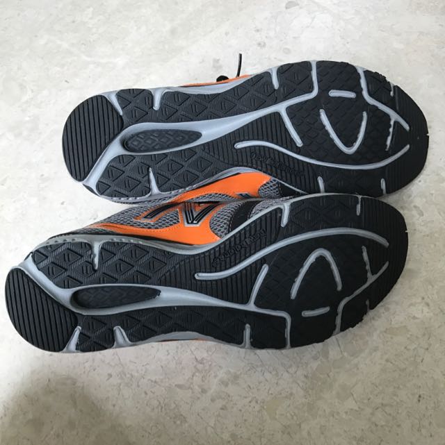 New Balance, Men's Fashion, Footwear, Sneakers on Carousell