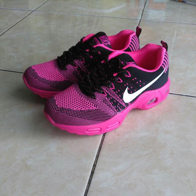 Sepatu Nike Air Max Pink/Black Womens 